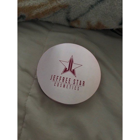 SOLD Jeffree Star Summer Snowcone Skin Frost - Picture 2 of 4